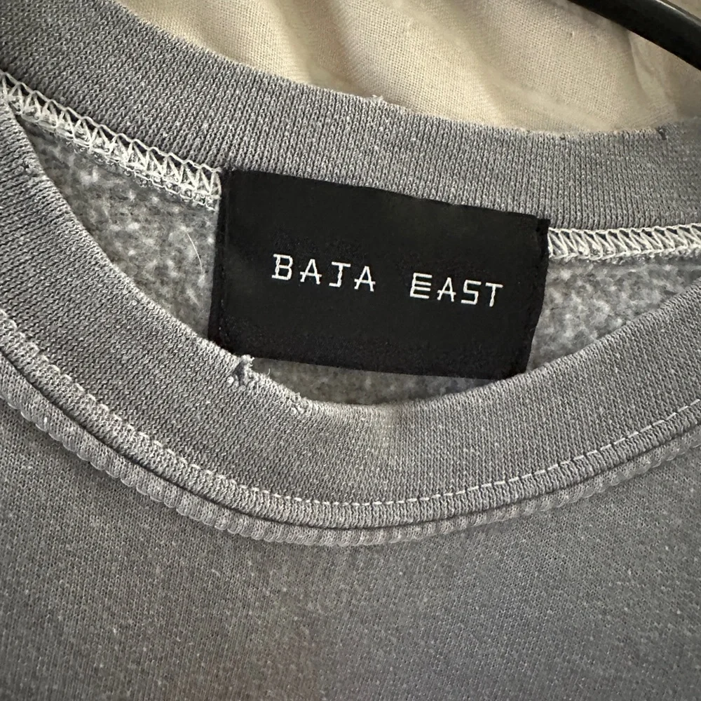 Baja East Wild Horses cree Sweatshirt. Small. - Picture 2 of 8
